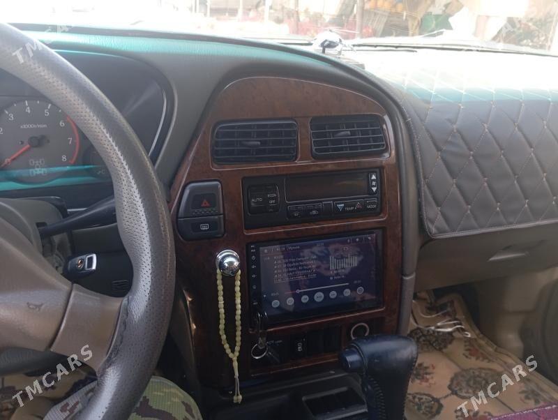 Infiniti QX4 1998 - 100 000 TMT - Тагтабазар - img 4