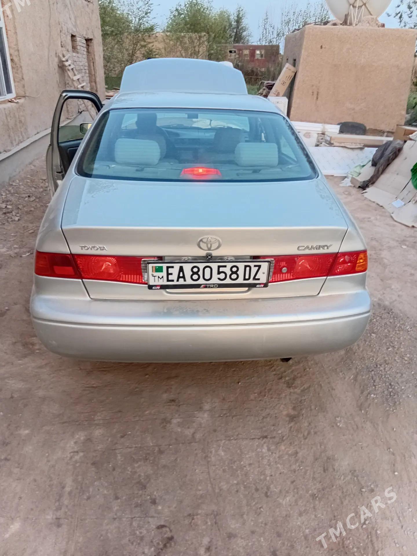 Toyota Camry 2001 - 140 000 TMT - етр. Туркменбаши - img 6