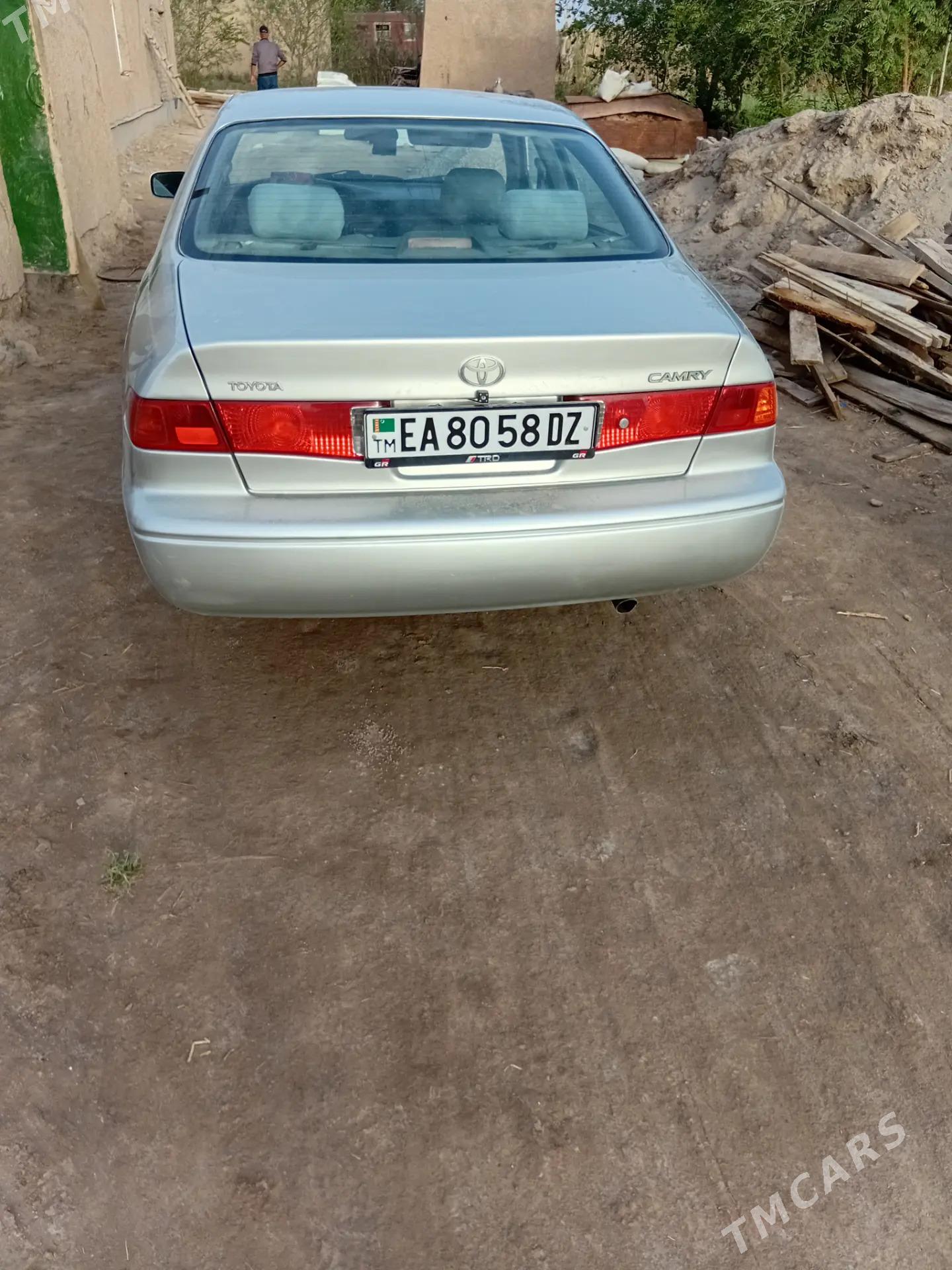 Toyota Camry 2001 - 140 000 TMT - етр. Туркменбаши - img 10