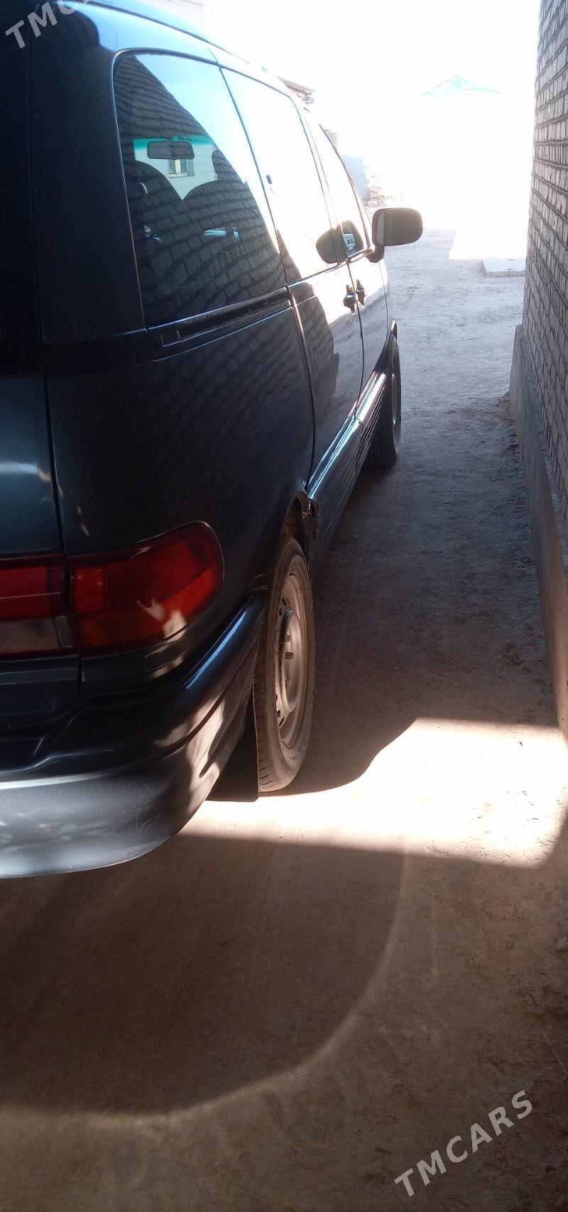 Toyota Previa 1992 - 80 000 TMT - Саят - img 3