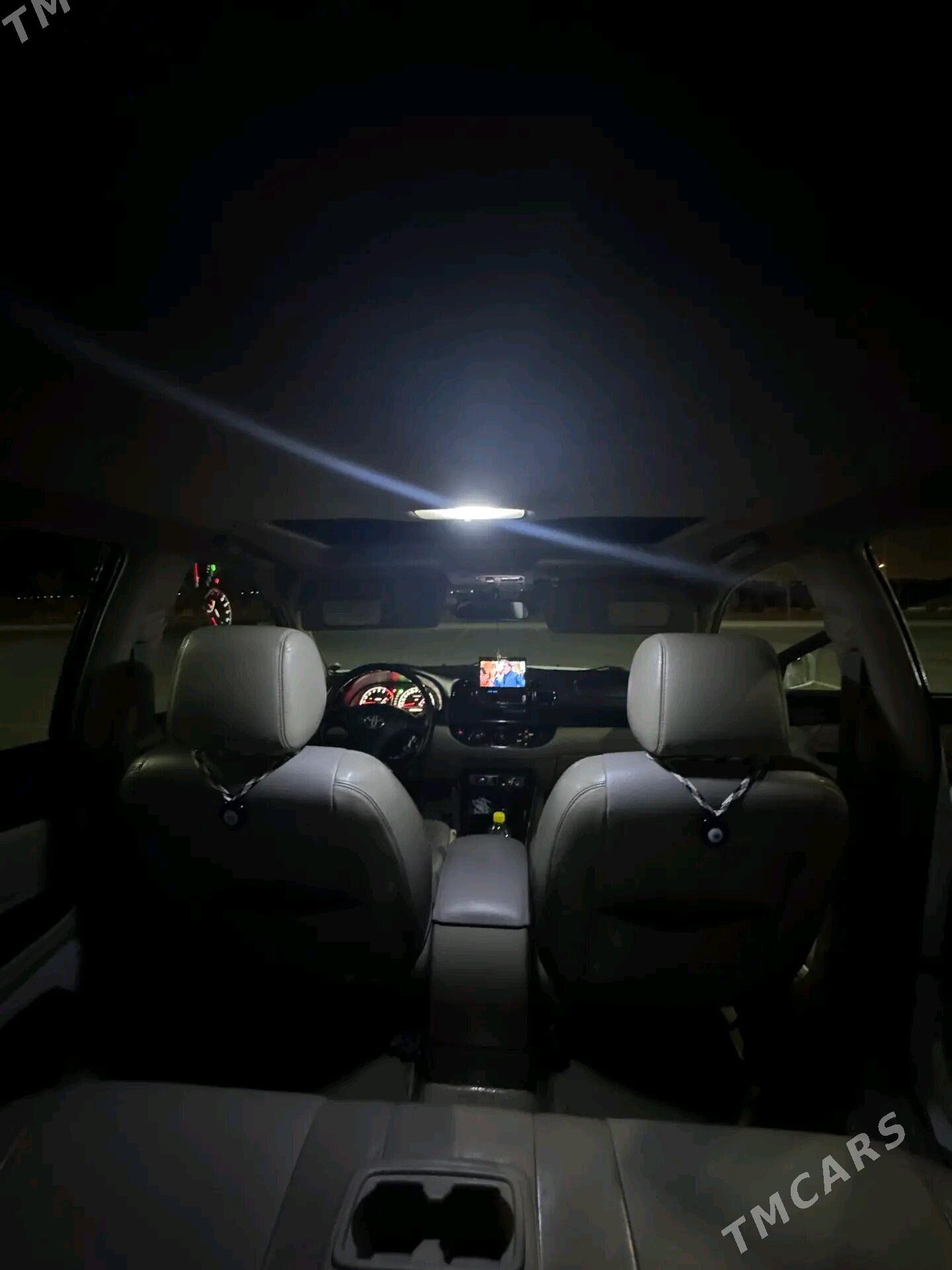 Toyota Camry 2003 - 220 000 TMT - Гарадамак - img 7