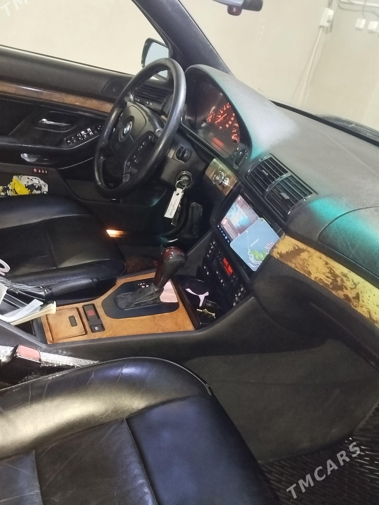 BMW E39 2001 - 145 000 TMT - Bereket - img 4