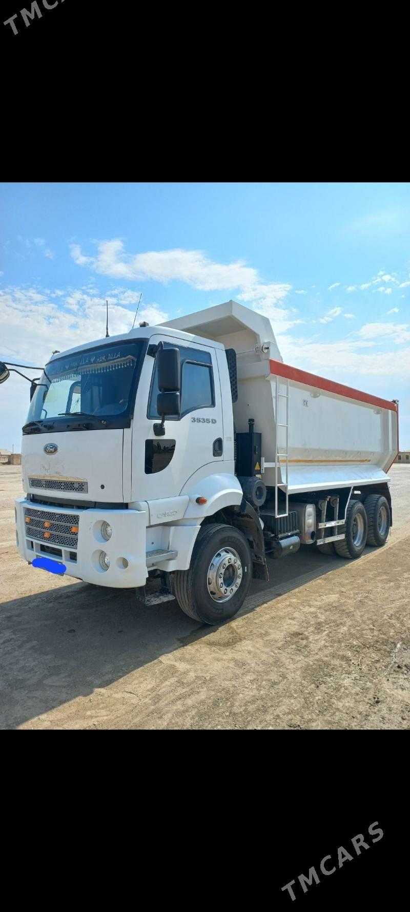 Ford Cargo 3535D 2014 - 800 000 TMT - Büzmeýin - img 2