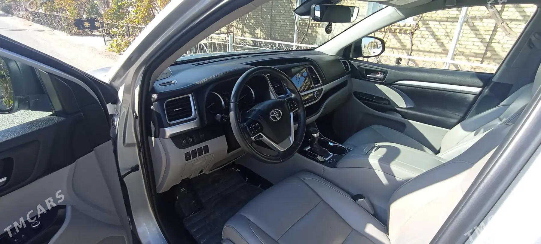 Toyota Highlander 2019 - 460 000 TMT - Dostluk - img 9