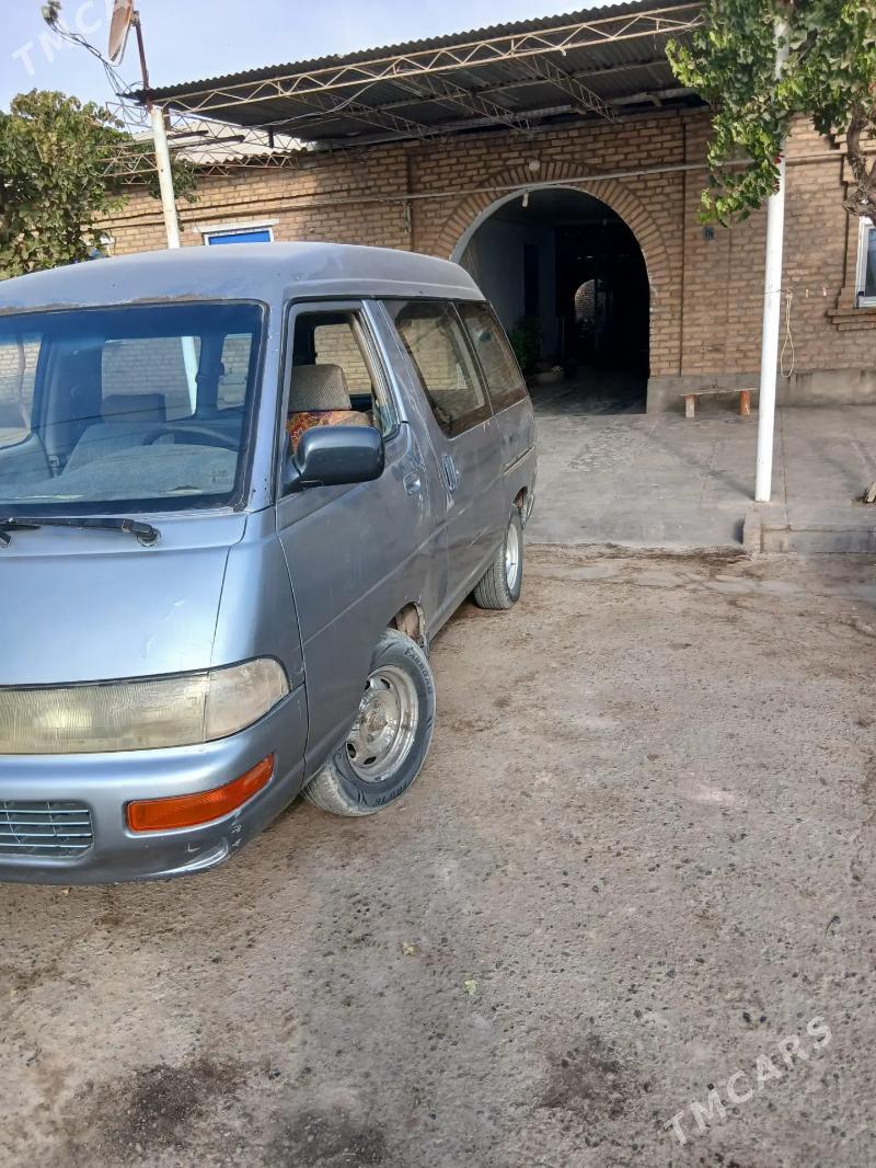Toyota Town Ace 1994 - 35 000 TMT - Саят - img 2