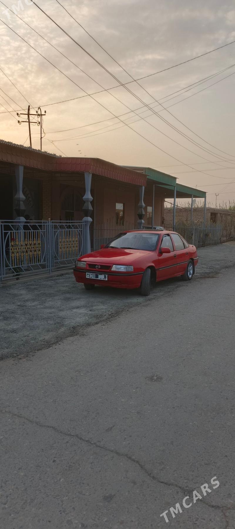 Opel Vectra 1991 - 22 000 TMT - Чарджоу - img 5