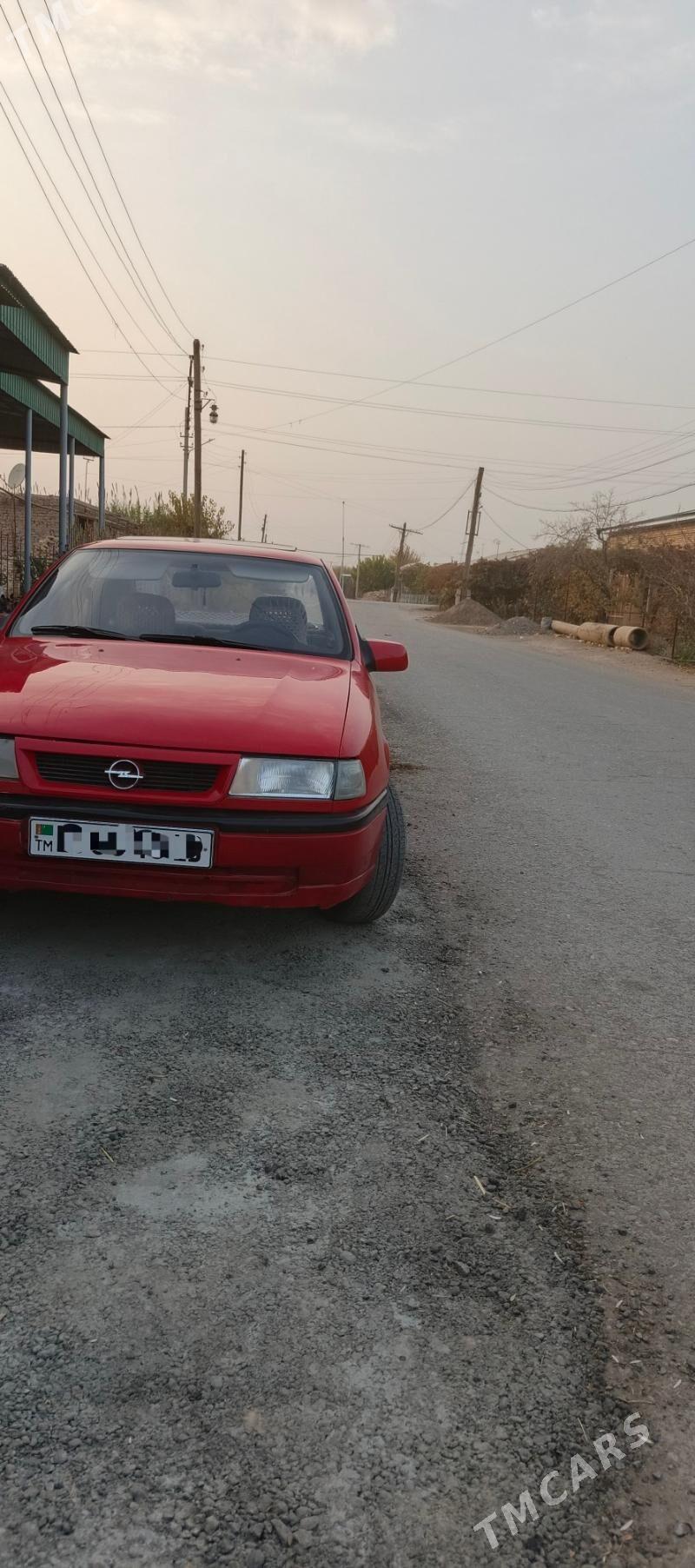 Opel Vectra 1991 - 22 000 TMT - Чарджоу - img 4