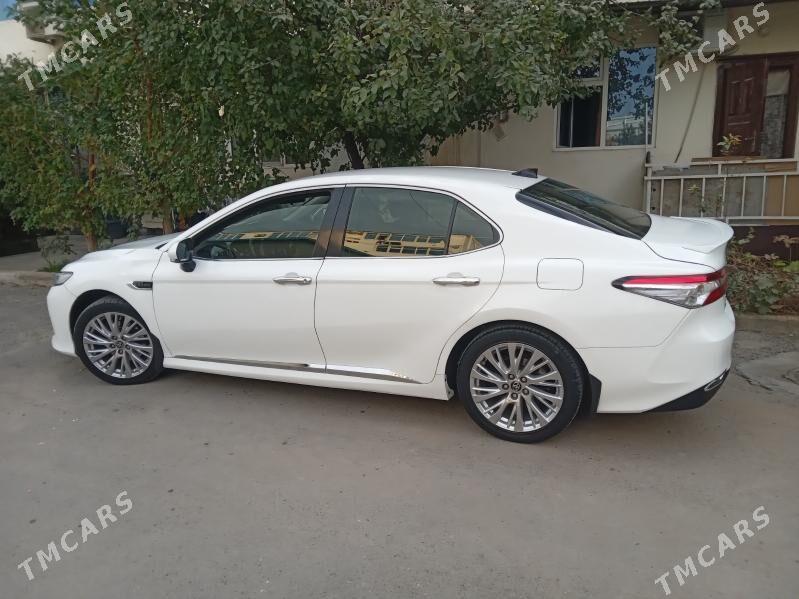 Toyota Camry 2018 - 255 000 TMT - Kim raýon - img 4