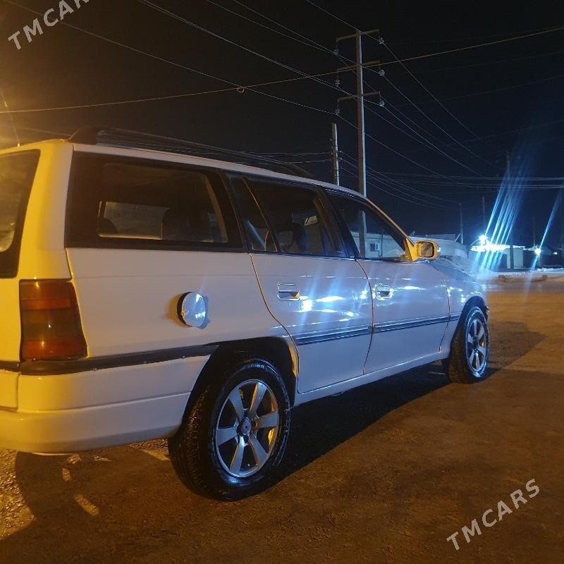 Opel Astra 1998 - 44 000 TMT - Bäherden - img 4