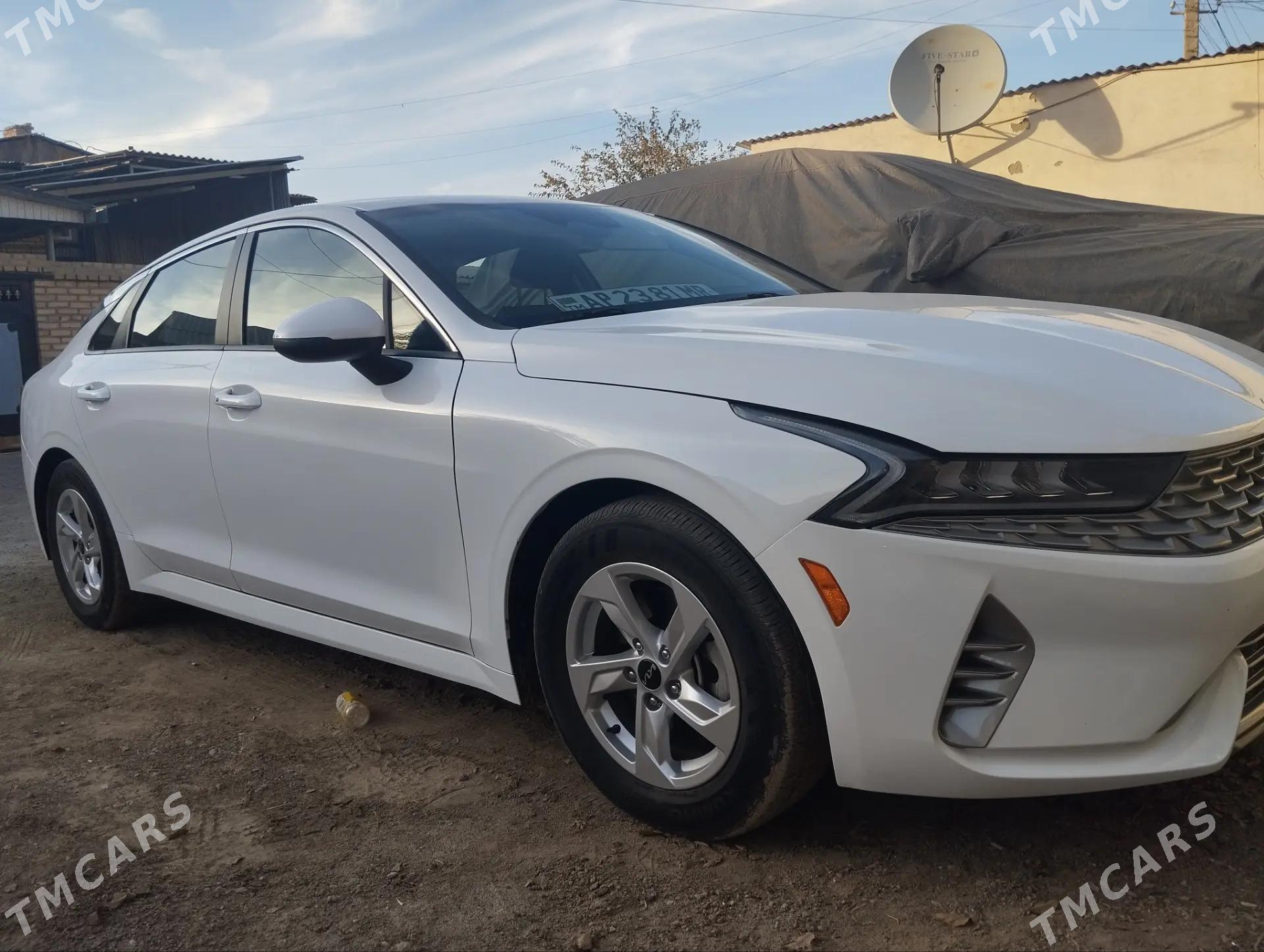 Kia K5 2022 - 290 000 TMT - Baýramaly - img 5