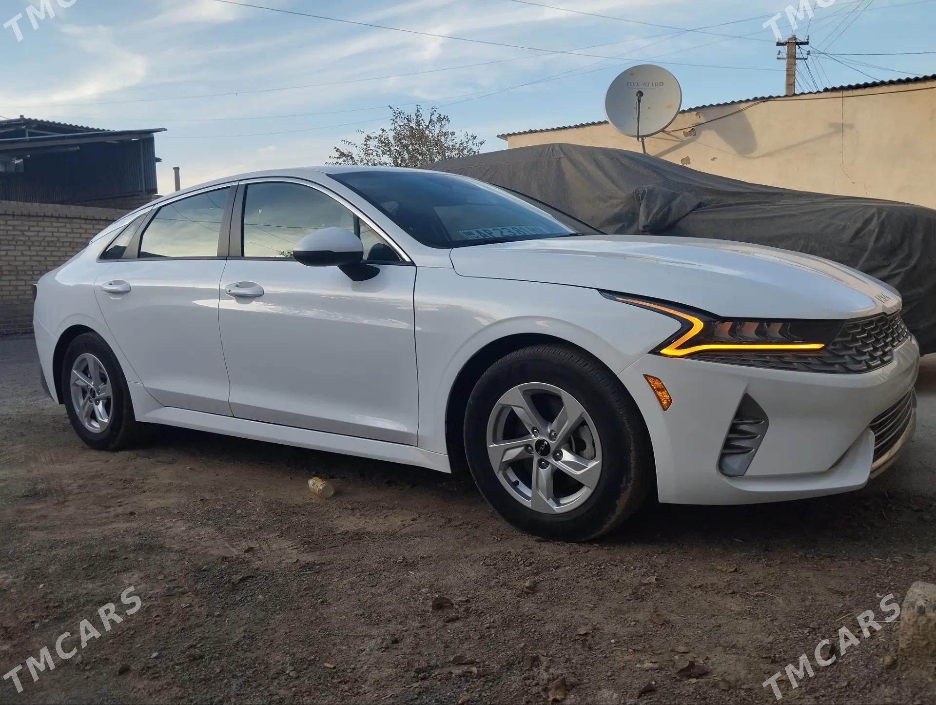 Kia K5 2022 - 290 000 TMT - Baýramaly - img 3