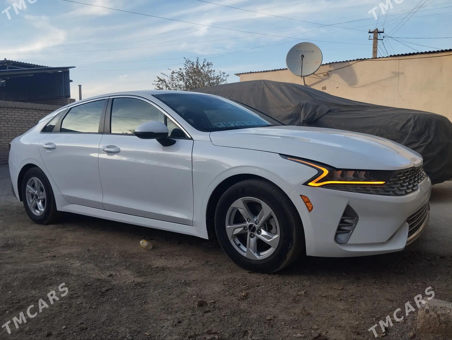 Kia K5 2022 - 290 000 TMT - Baýramaly - img 2