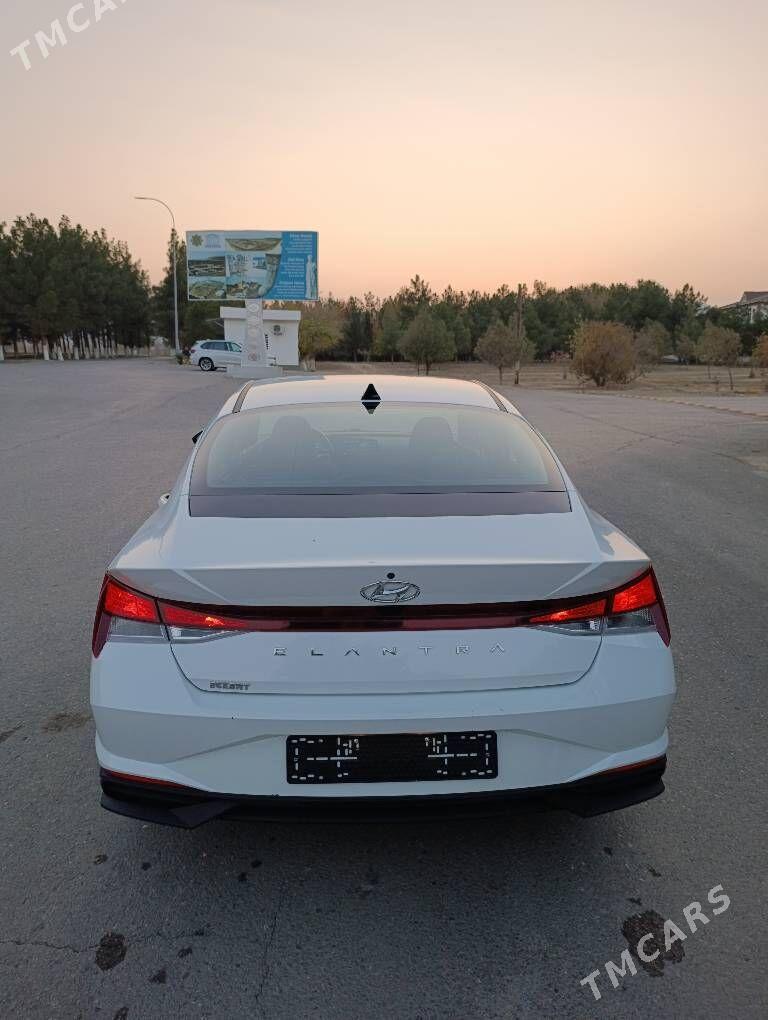 Hyundai Elantra 2022 - 243 000 TMT - Aşgabat - img 5