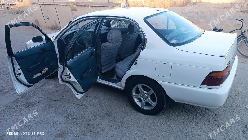 Toyota Corolla 1994 - 70 000 TMT - Türkmengala - img 4