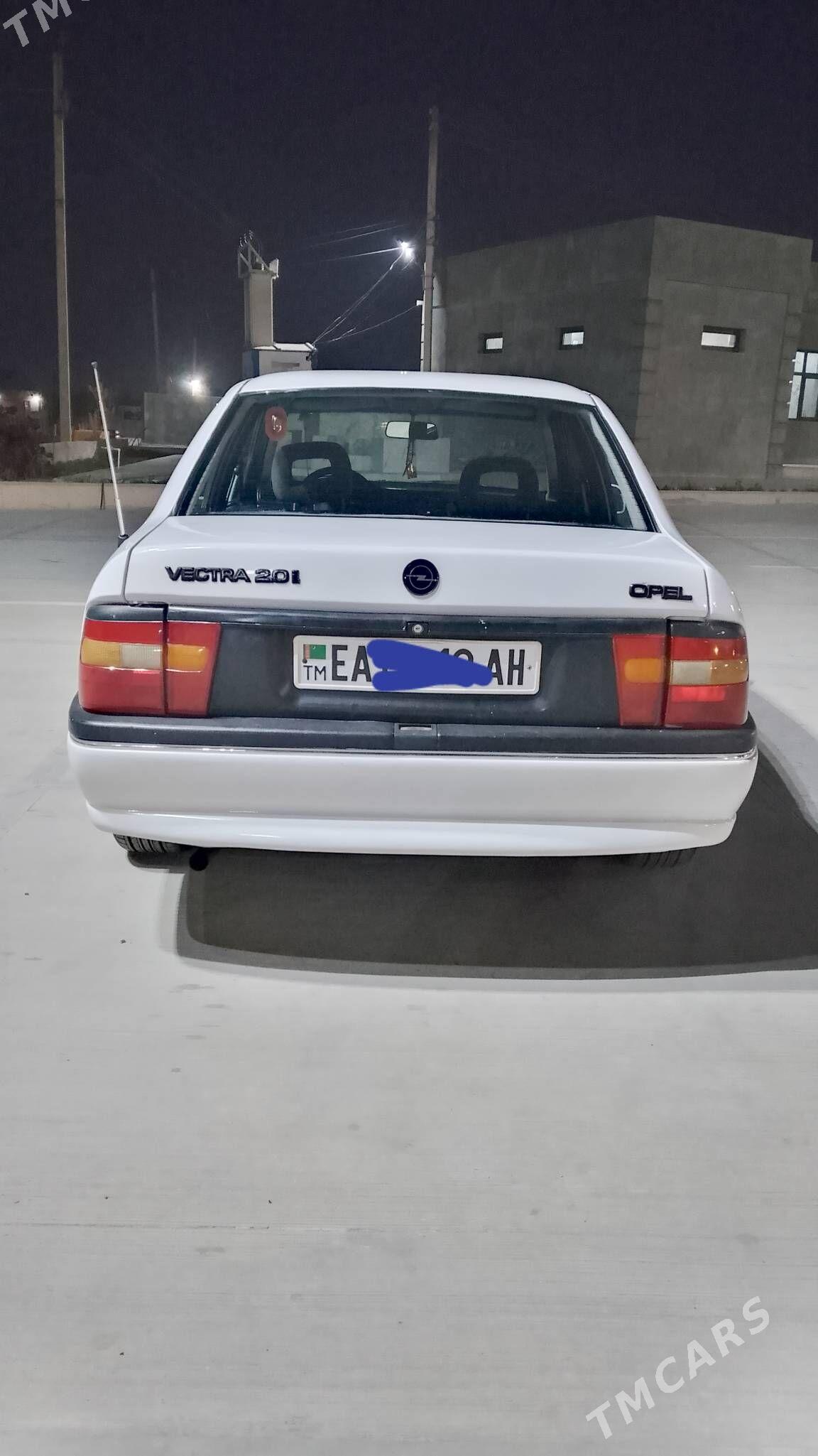 Opel Vectra 1992 - 45 000 TMT - Бахарден - img 3