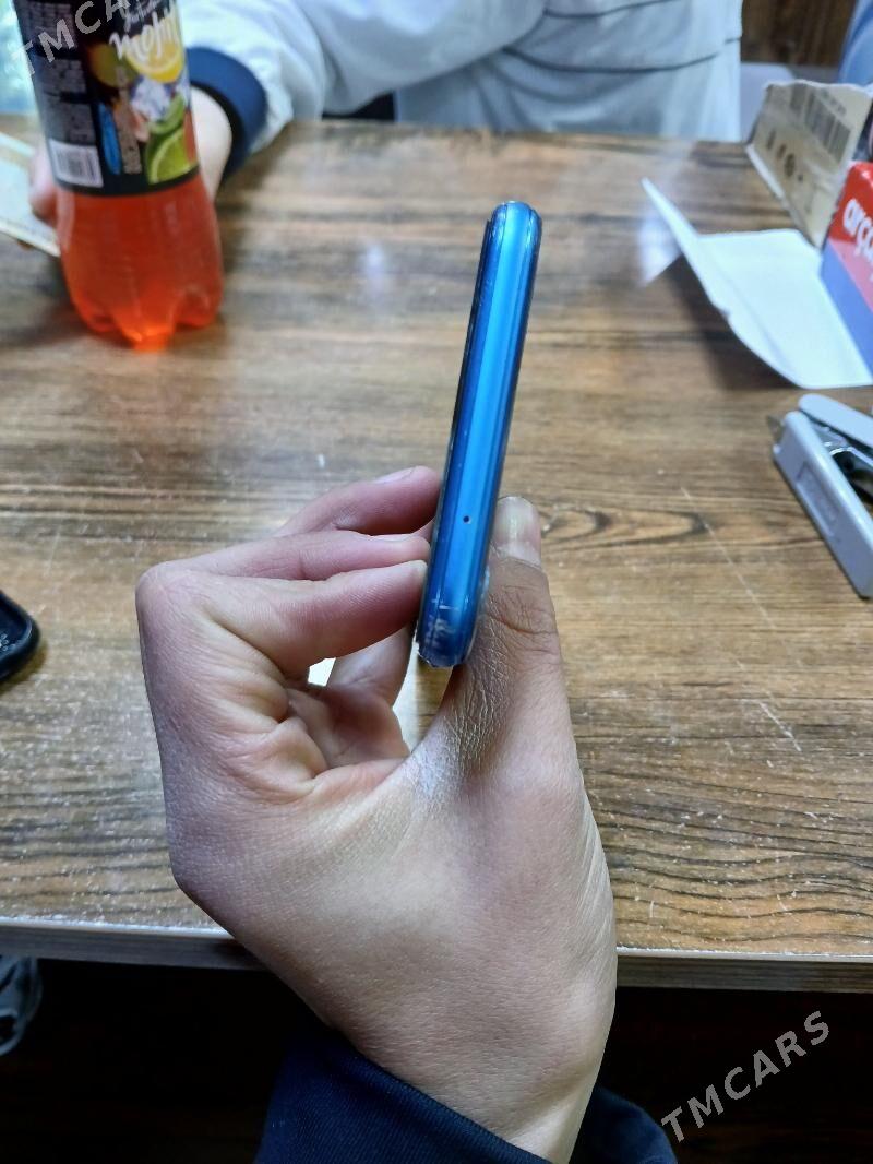 Huawei p 20 lite - Köşi - img 2