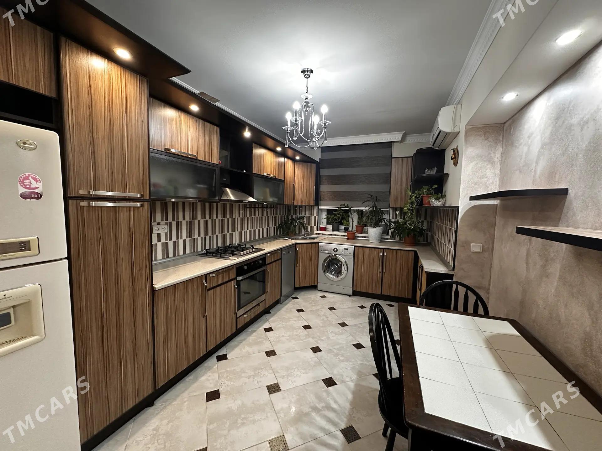 Центр Ленина / Шевченко 5 ком. - Aşgabat - img 3