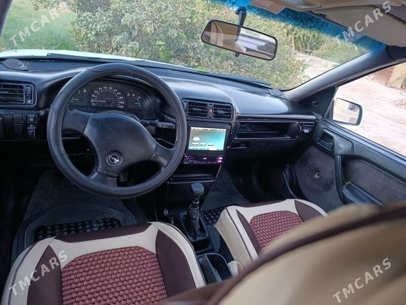 Opel Vectra 1990 - 45 000 TMT - Векильбазар - img 6