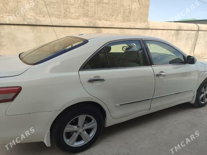 Toyota Camry 2008 - 130 000 TMT - Гороглы (Тагта) - img 3