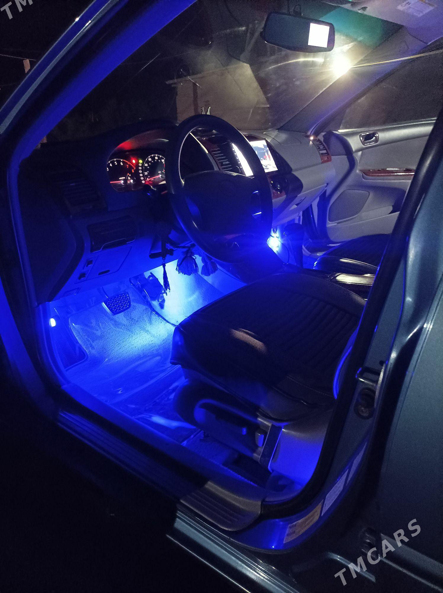 Toyota Camry 2003 - 200 000 TMT - Ёлётен - img 5