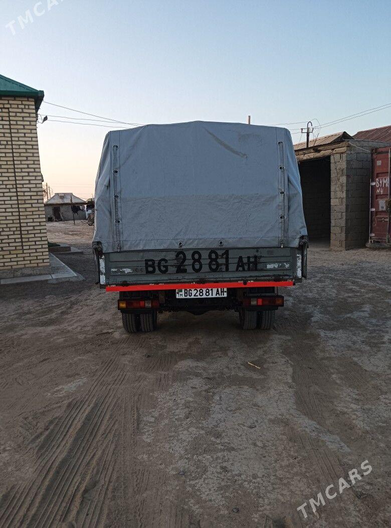 Gaz Gazel 2015 - 170 000 TMT - Ак-Бугдайский этрап - img 4