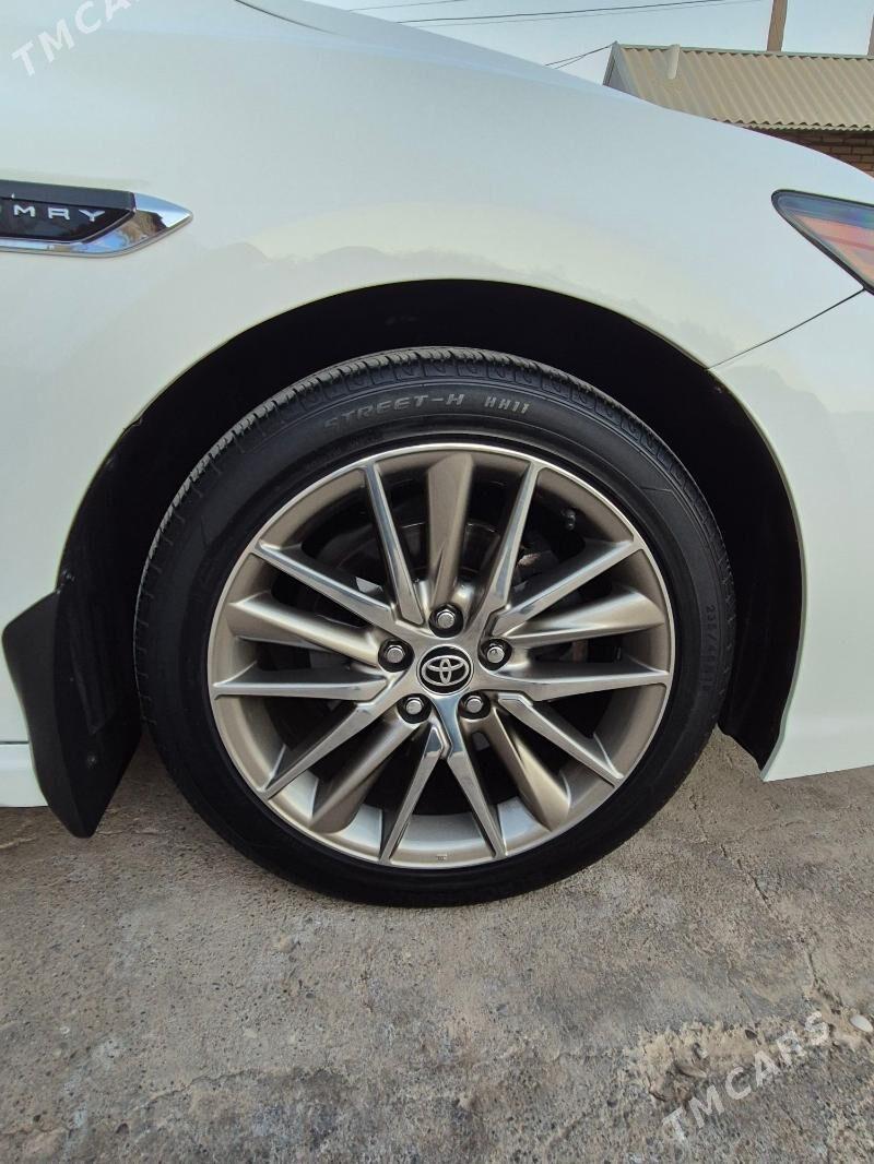 Toyota Camry 2021 - 340 000 TMT - Мары - img 7