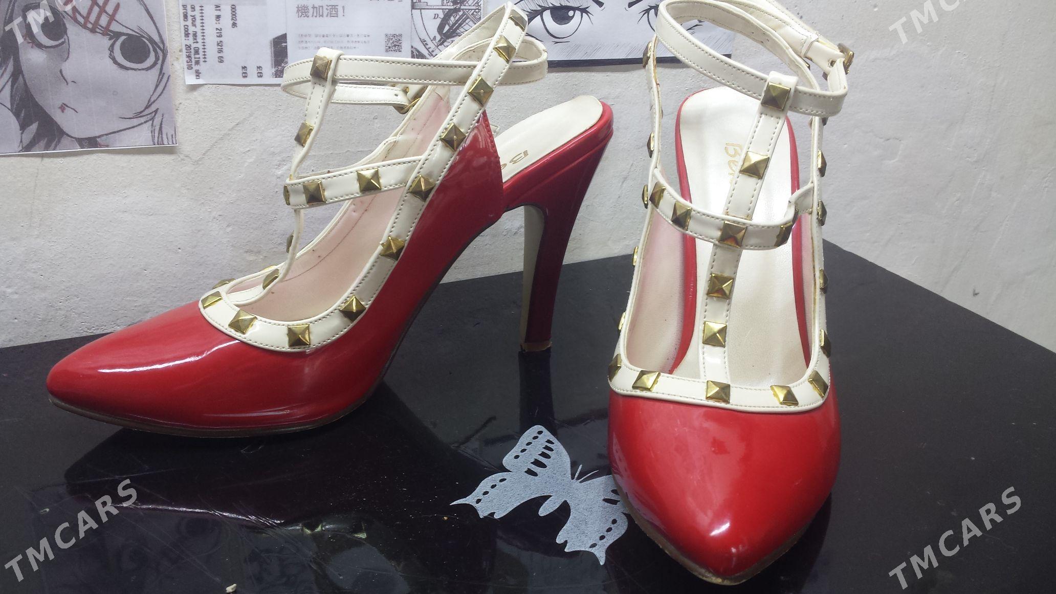 босоножки - Дашогуз - img 1