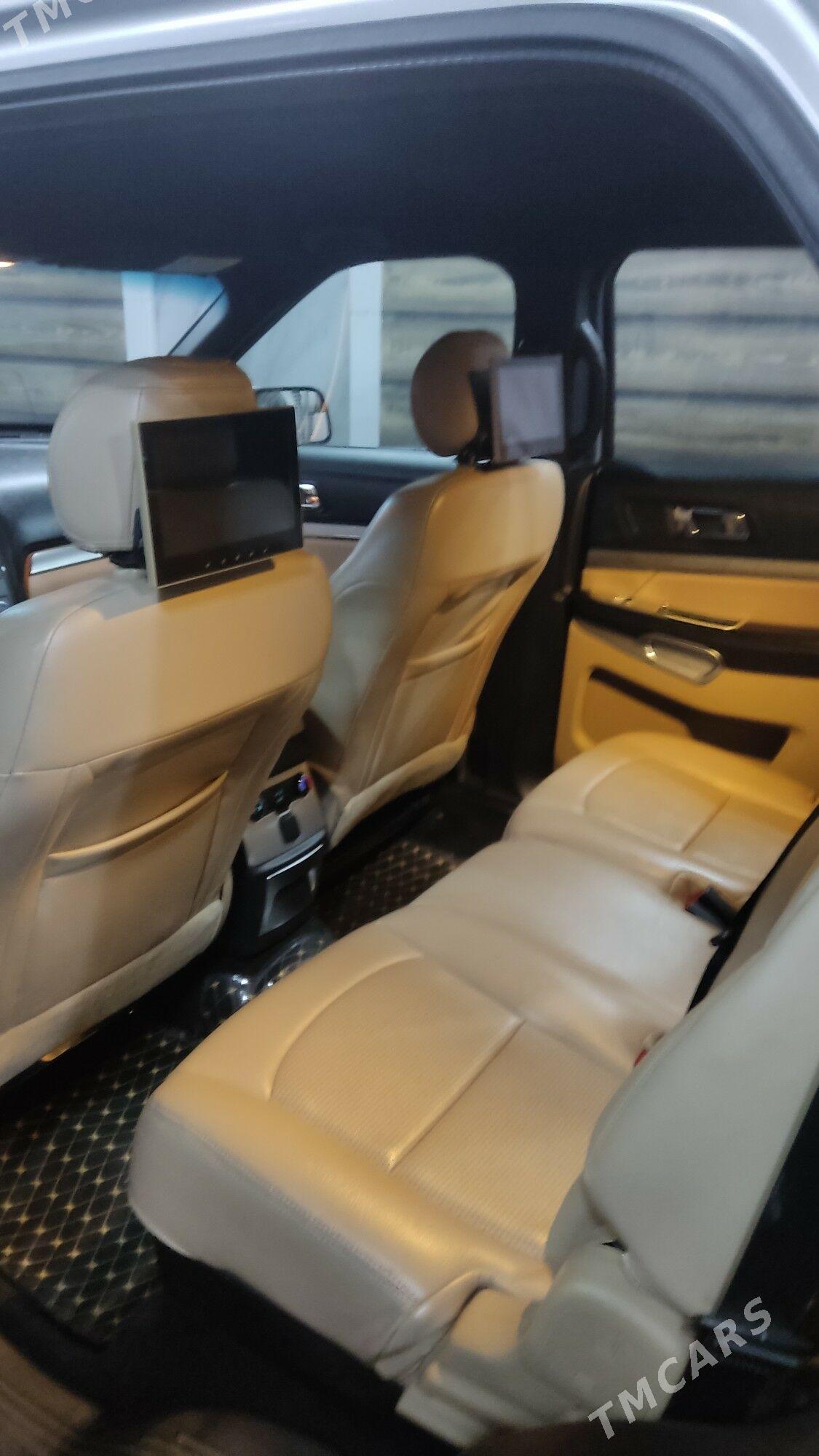 Ford Explorer 2017 - 340 000 TMT - Туркменабат - img 3