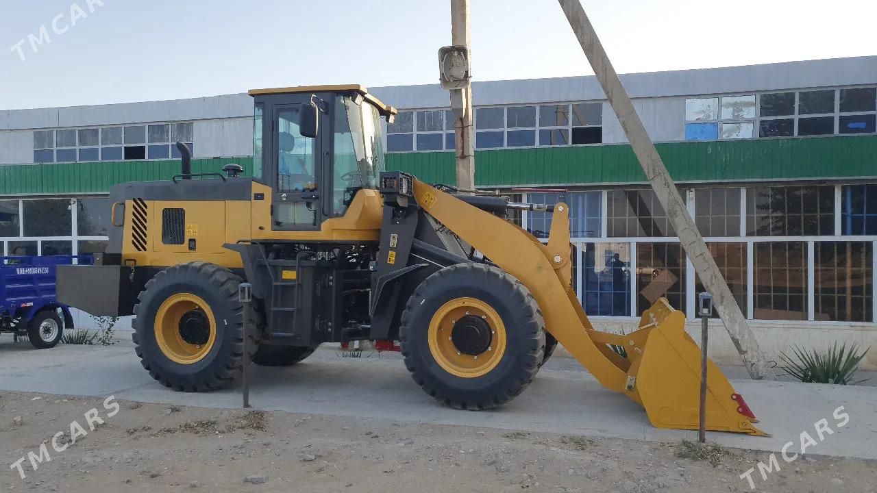 XCMG LW300F 2024 - 600 000 TMT - Ýolöten - img 3