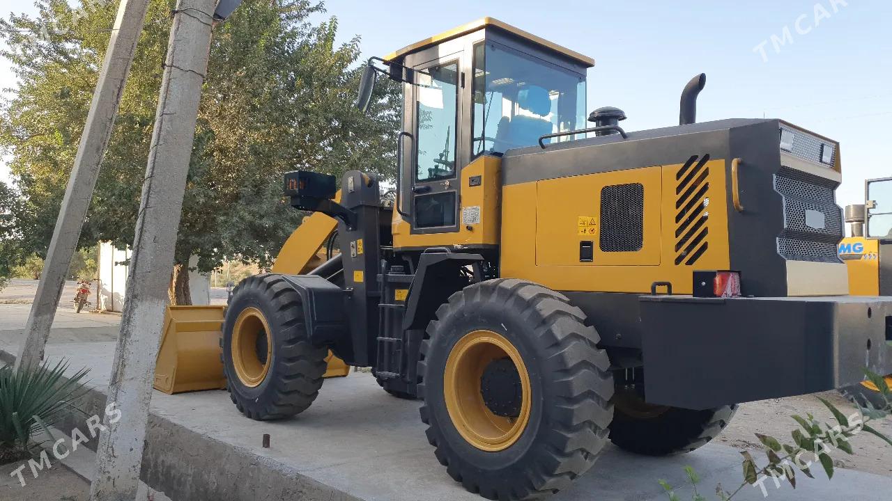 XCMG LW300F 2024 - 600 000 TMT - Ýolöten - img 4