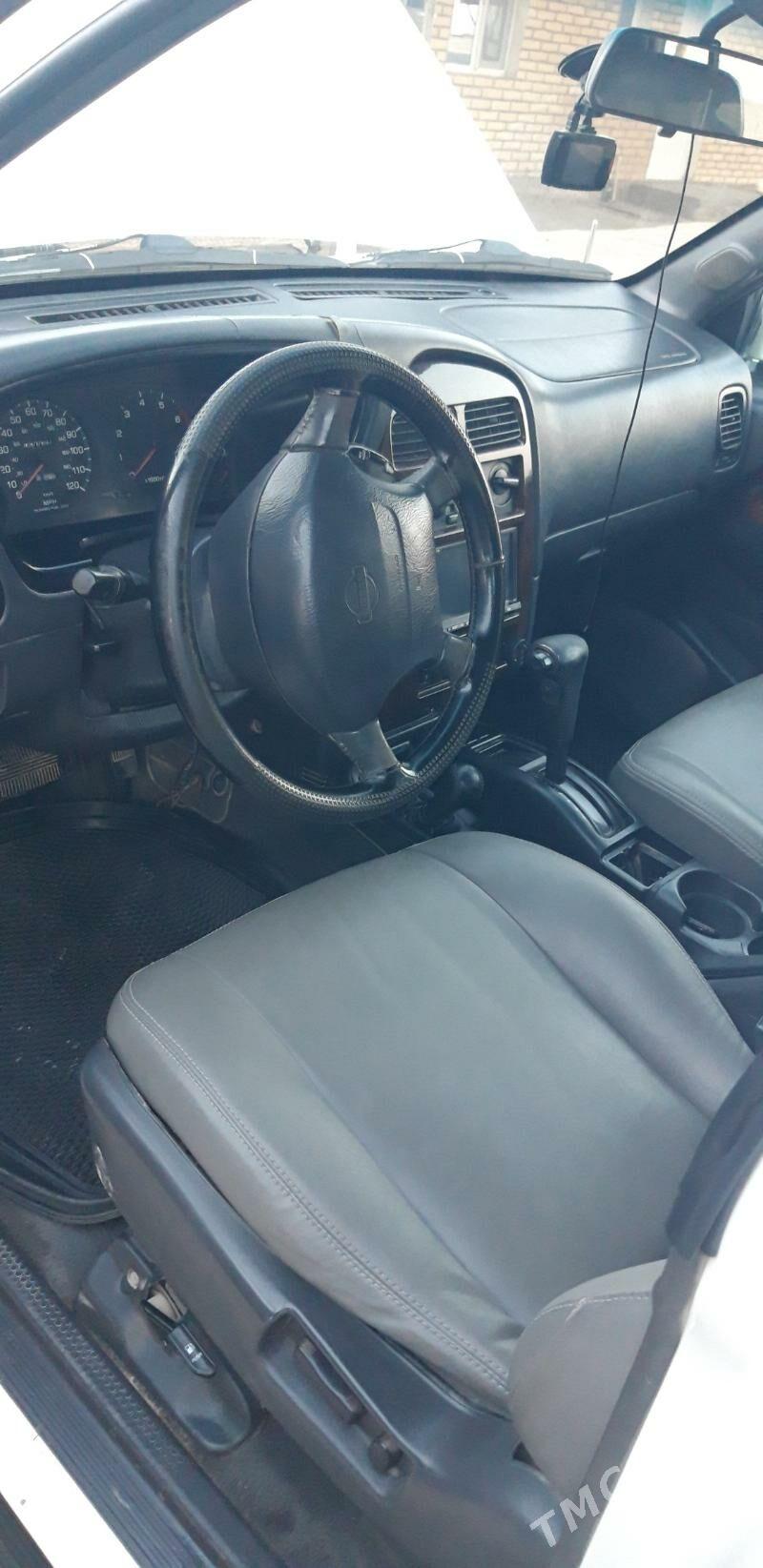 Nissan Pathfinder 1997 - 85 000 TMT - Байрамали - img 5