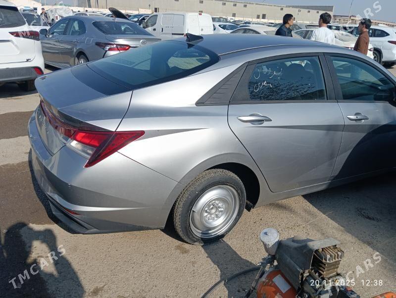 Hyundai Elantra 2021 - 220 000 TMT - Мары - img 5