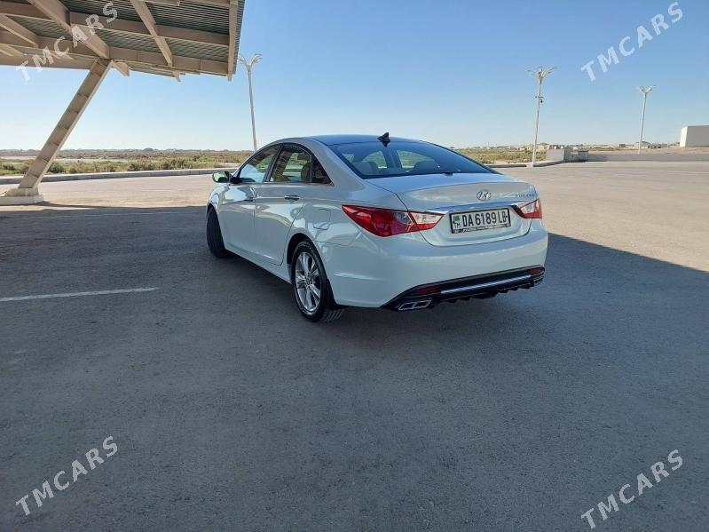 Hyundai Sonata 2010 - 145 000 TMT - Türkmenabat - img 5