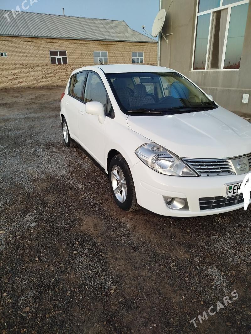 Nissan Versa 2010 - 110 000 TMT - Mary - img 3