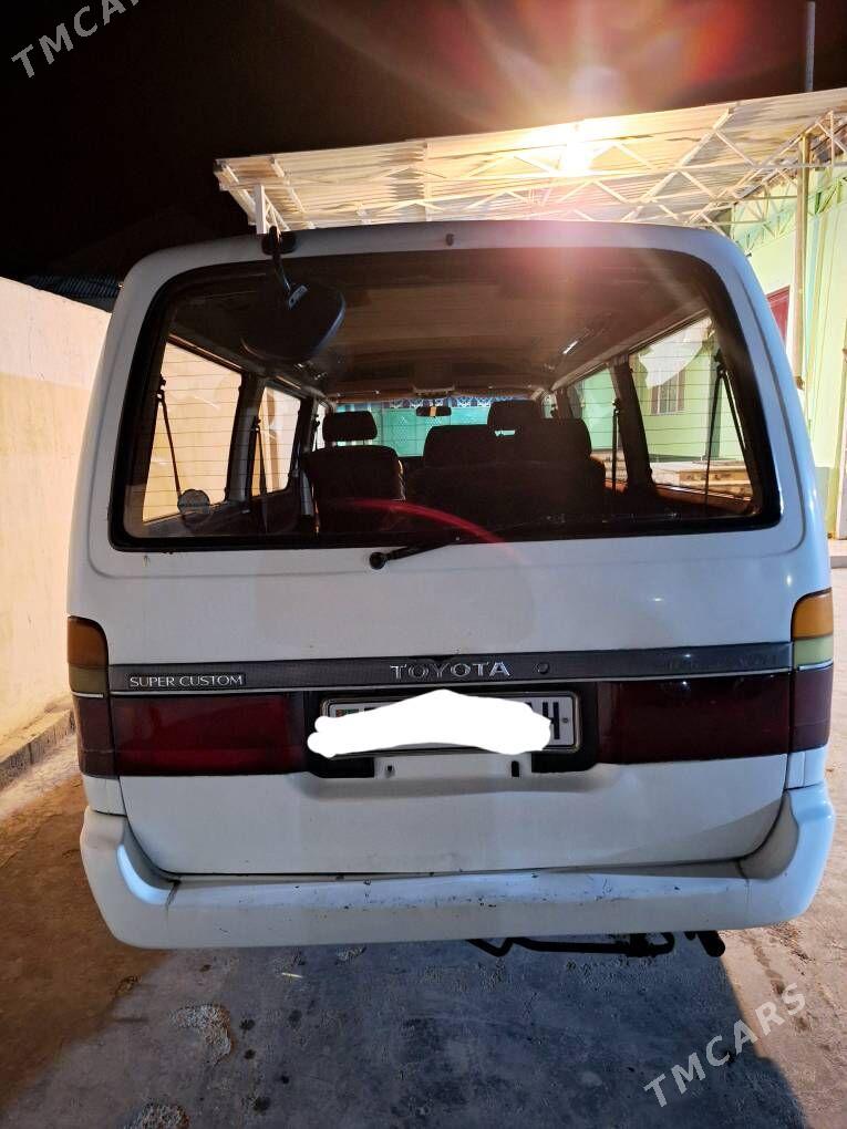 Toyota Hiace 1992 - 75 000 TMT - Tejen - img 4