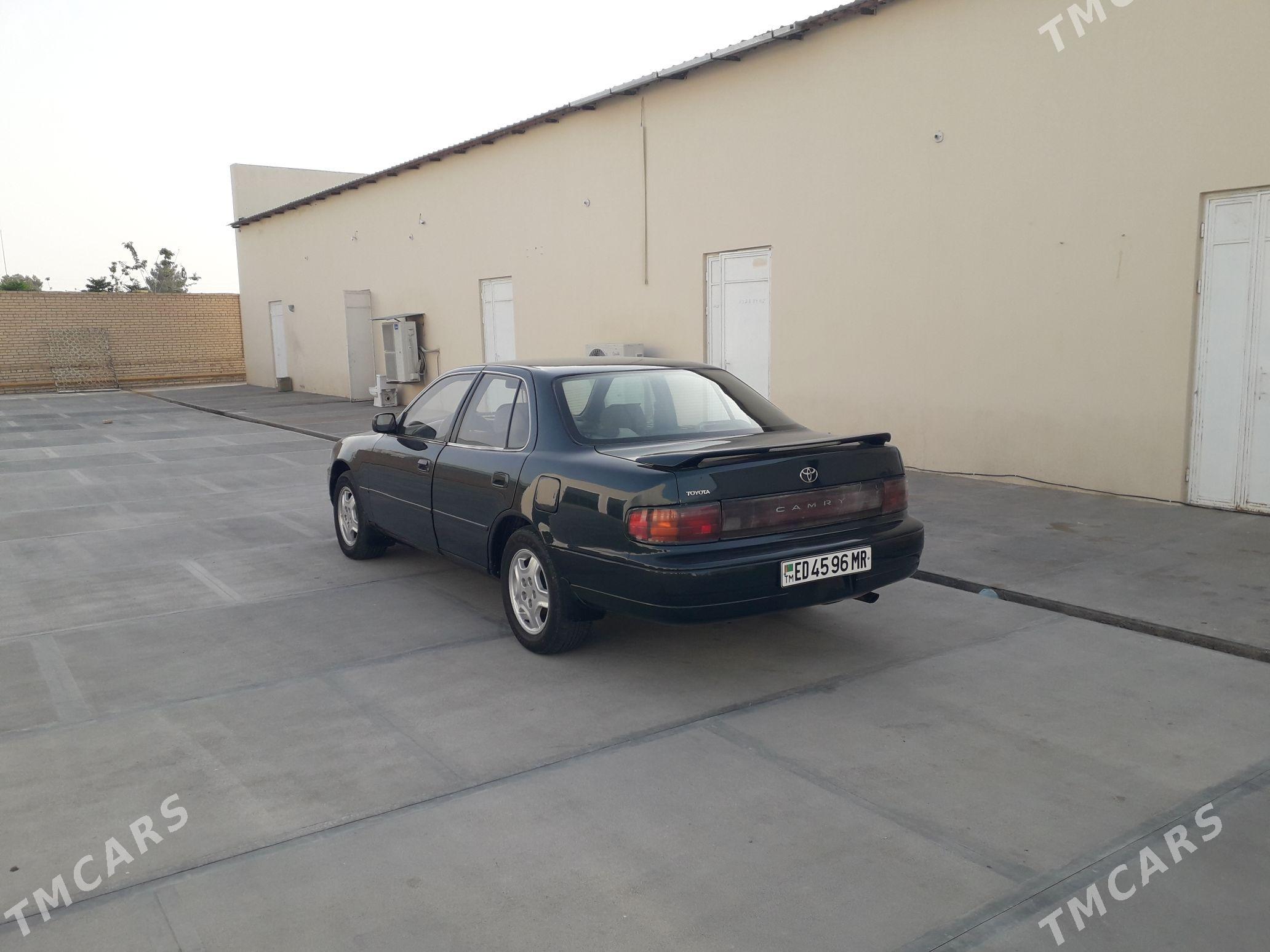 Toyota Camry 1994 - 85 000 TMT - Мары - img 3