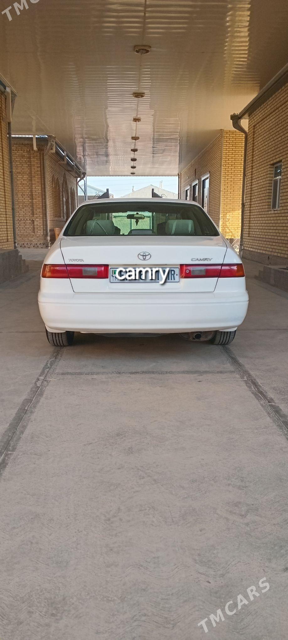 Toyota Camry 1999 - 153 000 TMT - Мары - img 5