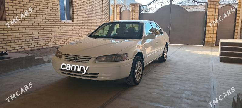 Toyota Camry 1999 - 153 000 TMT - Мары - img 2