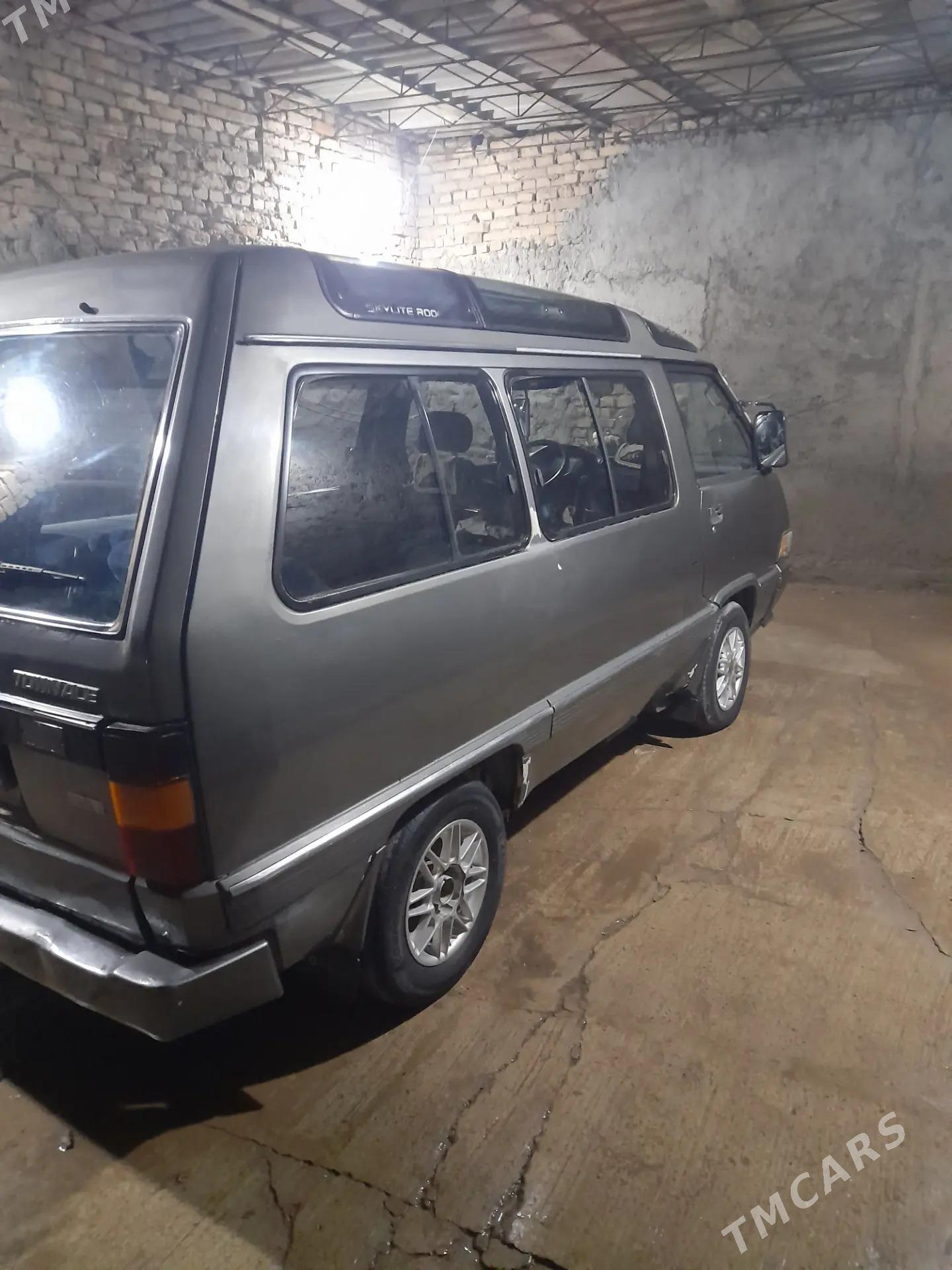 Toyota Town Ace 1987 - 33 000 TMT - Saýat - img 2