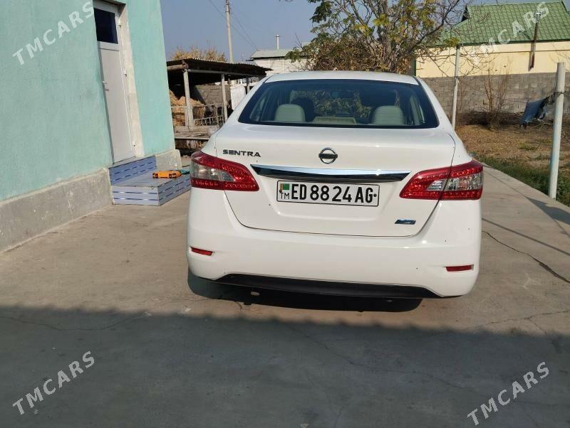Nissan Sentra 2013 - 136 000 TMT - Бузмеин - img 4