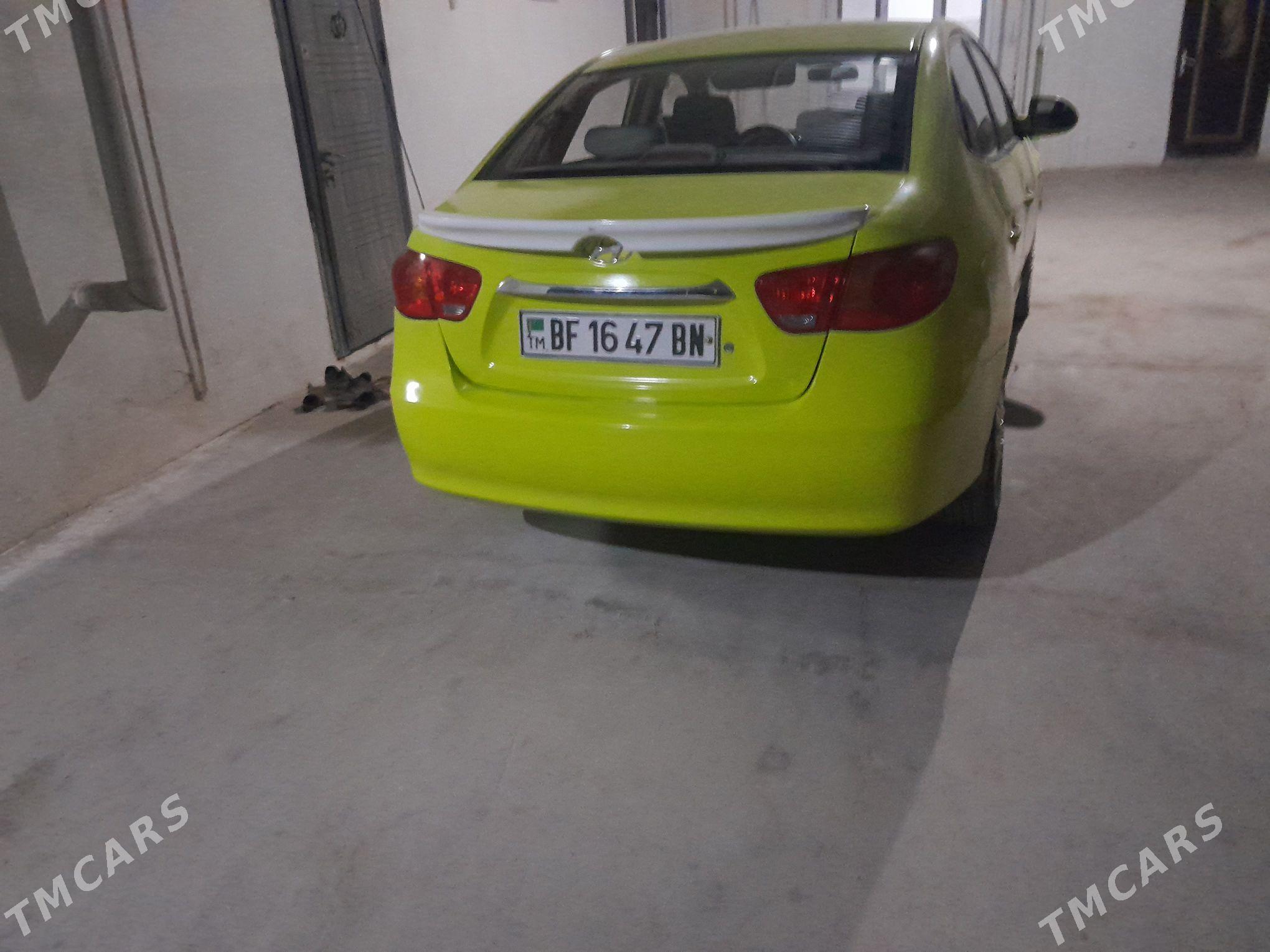 Hyundai Elantra 2010 - 80 000 TMT - Türkmenbaşy - img 2