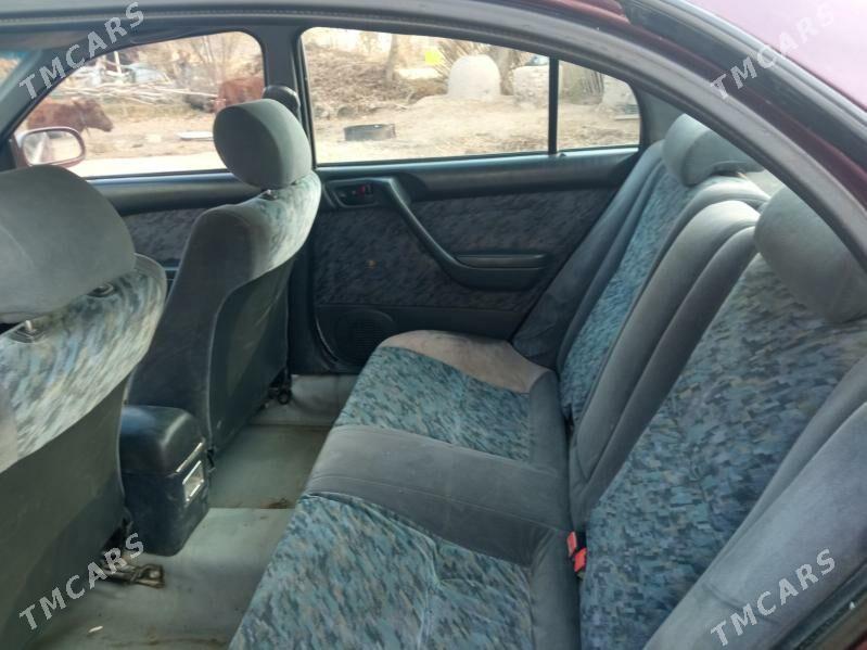 Toyota Carina 1995 - 75 000 TMT - Daşoguz - img 3