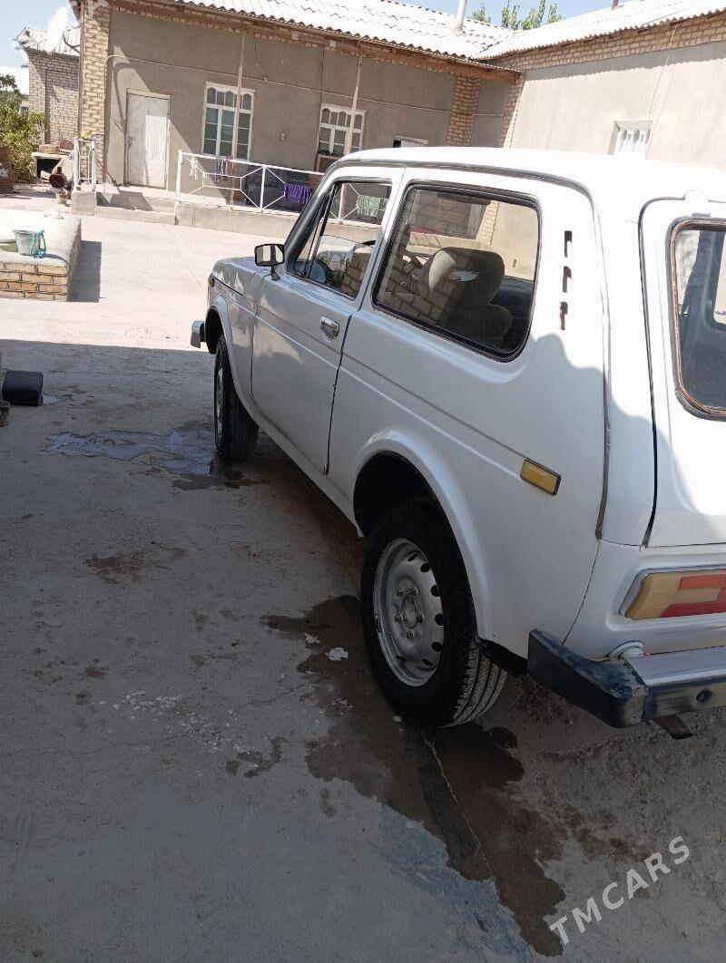 Lada Niva 1987 - 30 000 TMT - Мары - img 3