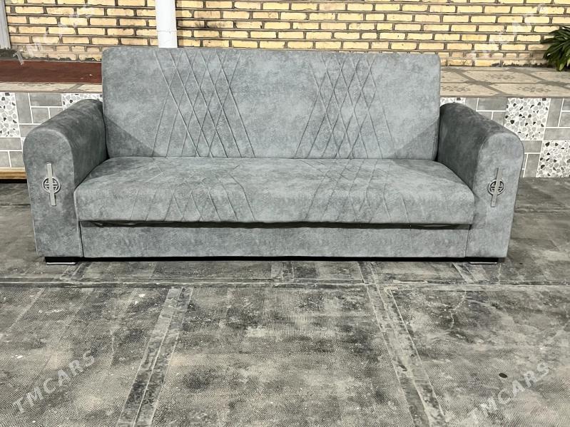 diwan - Mary - img 2