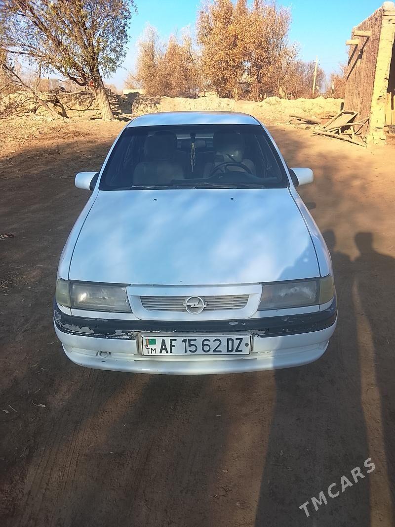 Opel Vectra 1995 - 40 000 TMT - Гороглы (Тагта) - img 4
