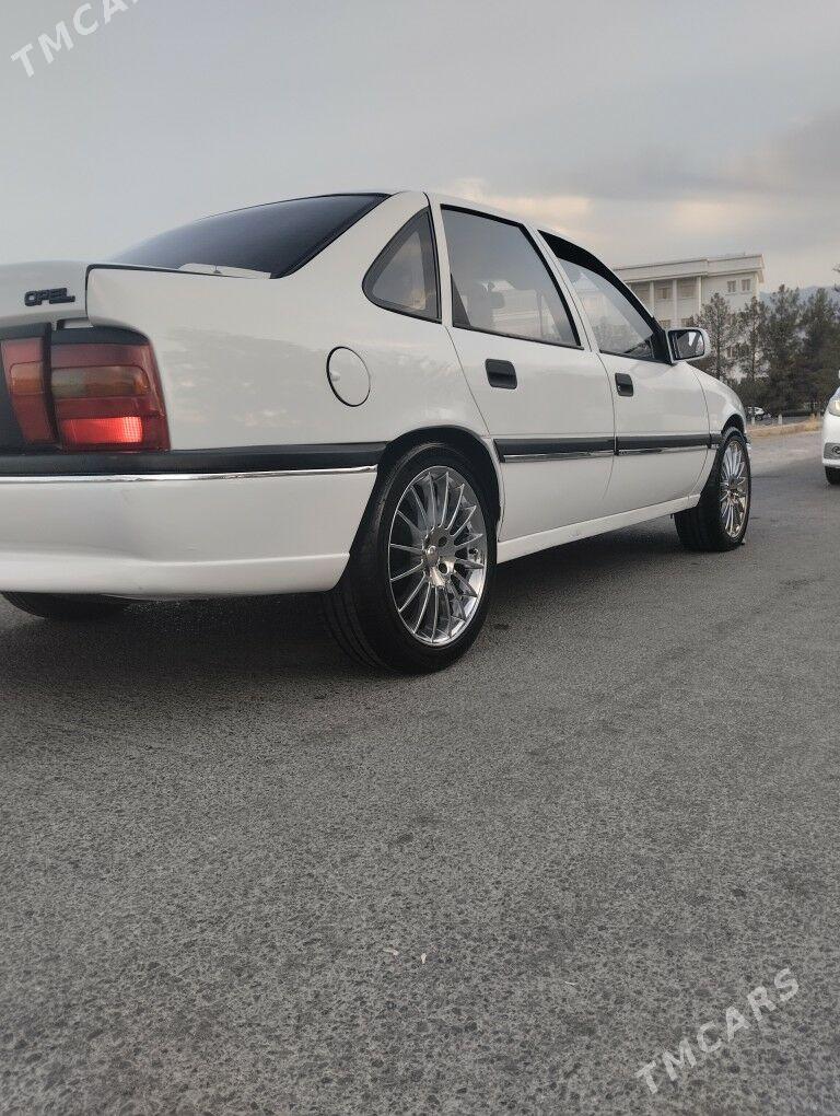 Opel Vectra 1994 - 49 000 TMT - Ашхабад - img 4