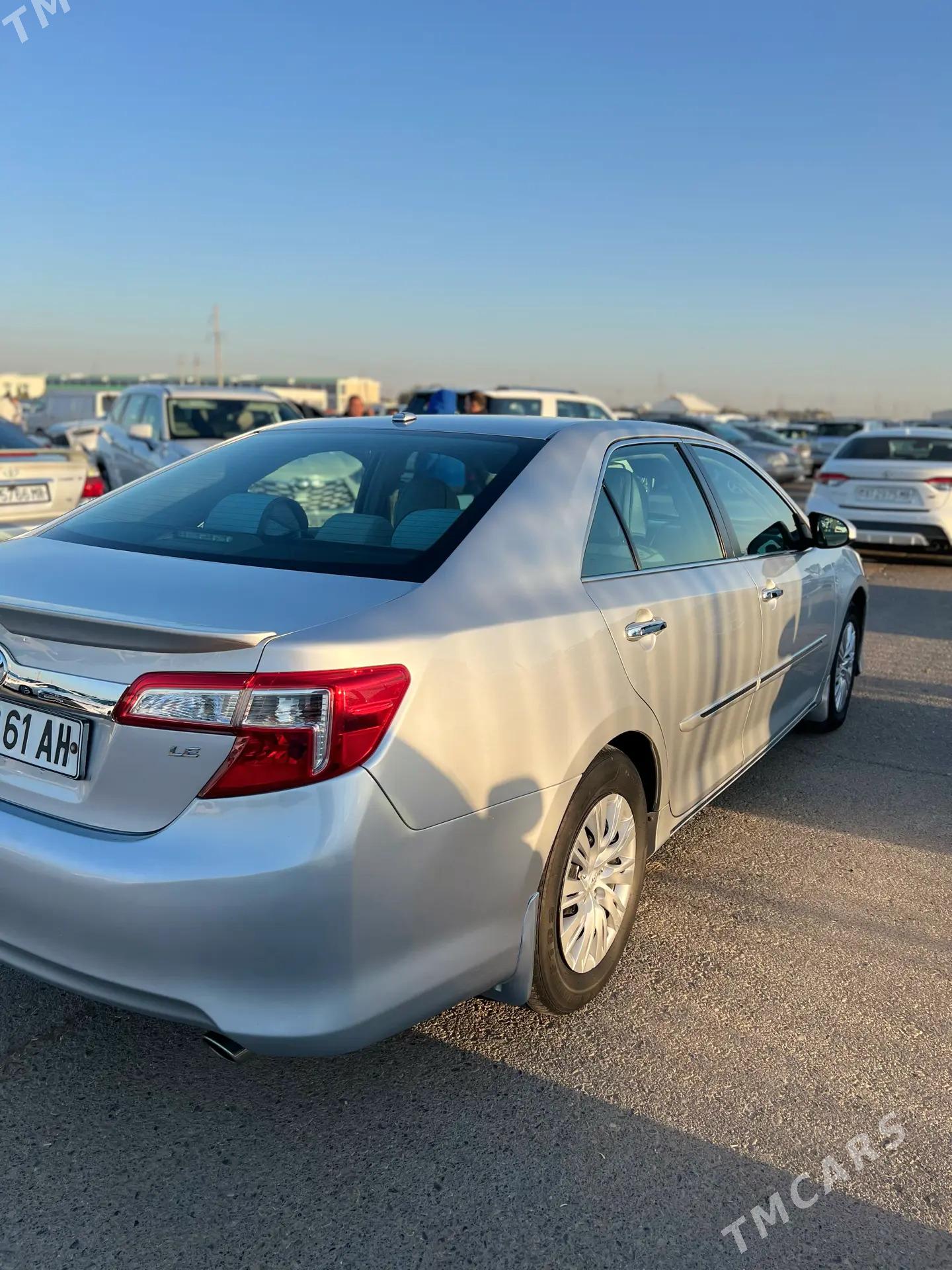 Toyota Camry 2014 - 230 000 TMT - Мары - img 4