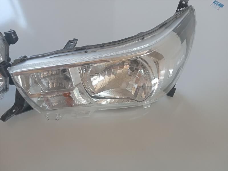 hilux fara 2018 5 000 TMT - Ýolöten - img 4