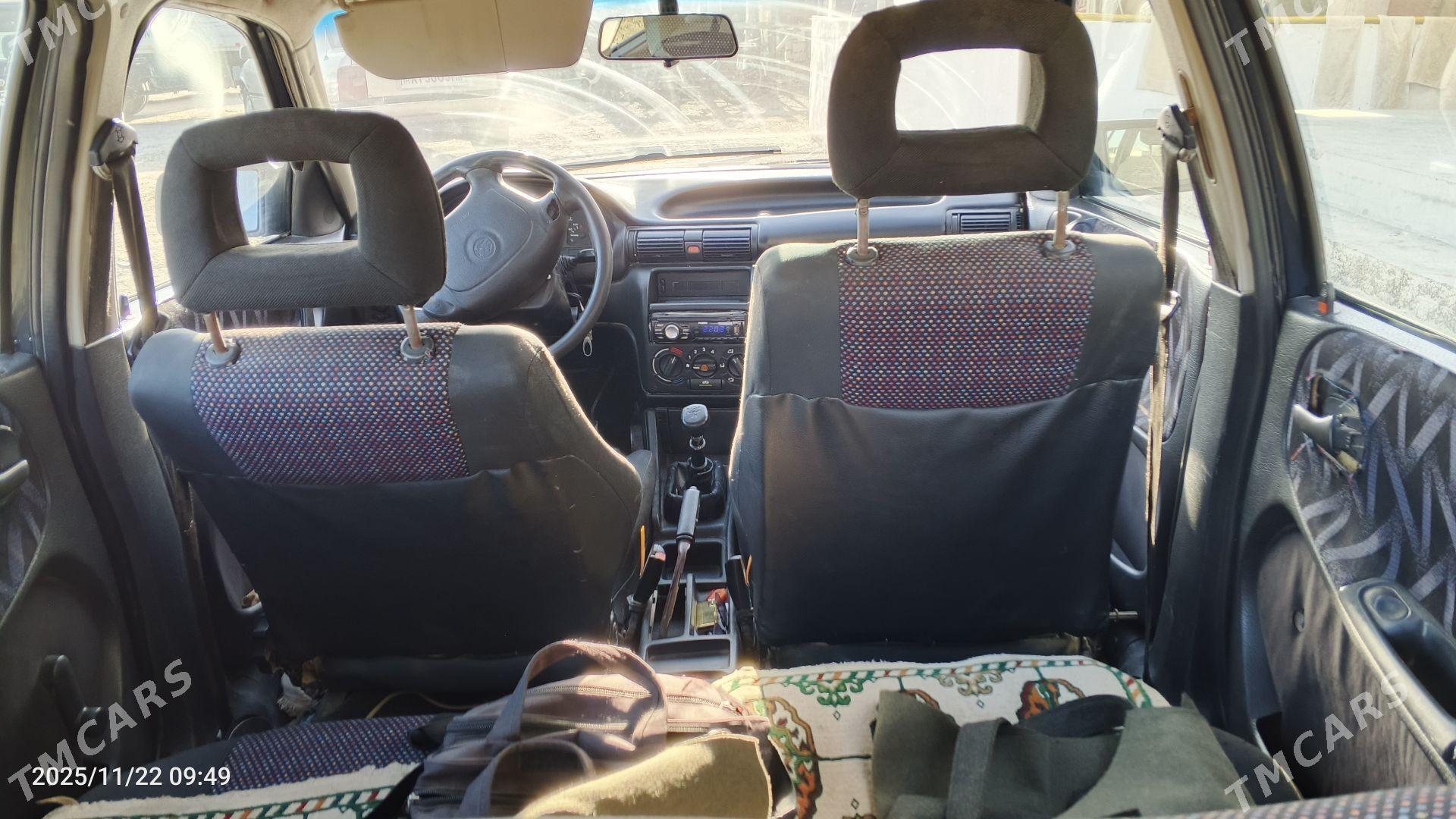 Opel Astra 1995 - 45 000 TMT - Мары - img 3