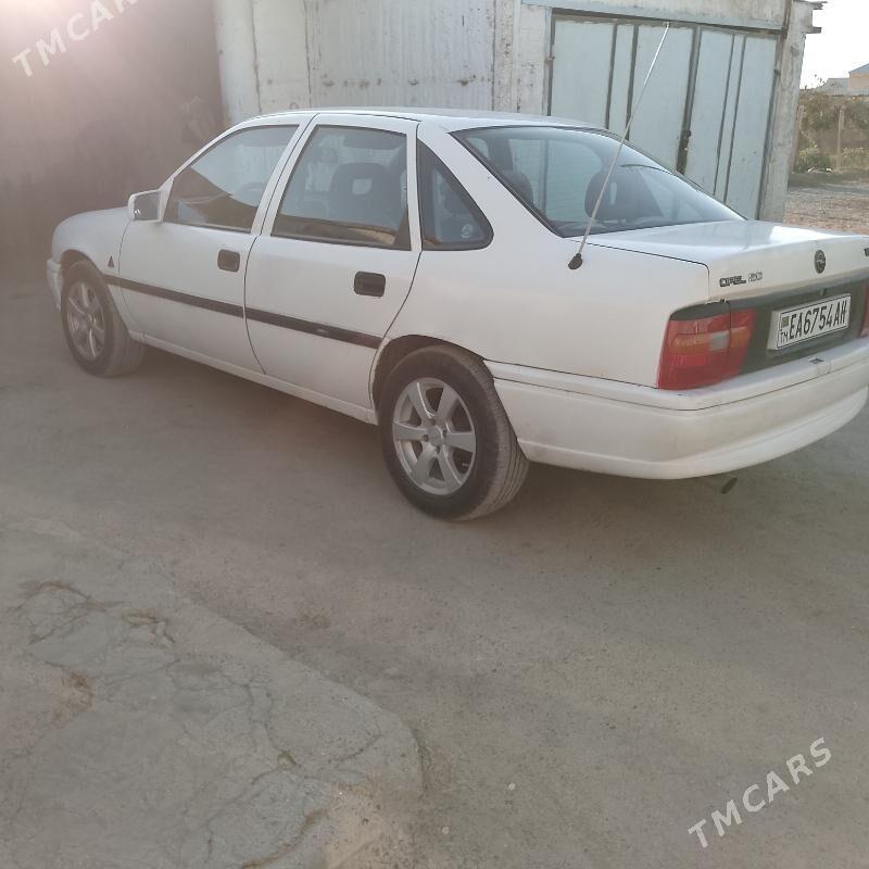 Opel Vectra 1993 - 38 000 TMT - Гёкдепе - img 2
